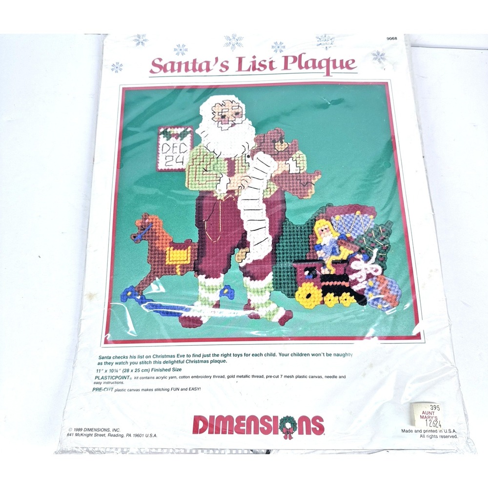 Dimensions Santa's‎ List Plaque Plastic Canvas Kit Vintage Christmas Decor USA